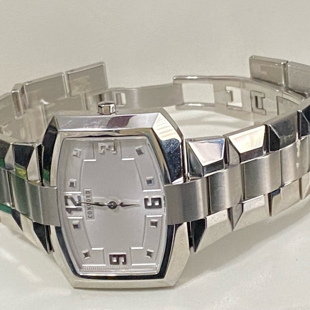 Ladies Concord La Scala Tonneau Watch